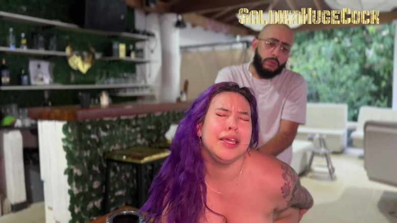 SoldierHugeCock: The Resort Waitress Gets Fucked Without a Condom