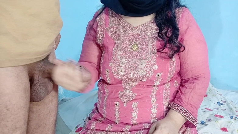 Netu: Pussy Fucking of Indian Desi Widow Stepmom Muslim Sex, Deep...