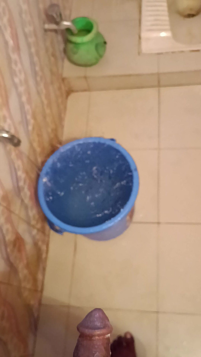 a-adix: Banyoda takıl.sadece bir adam.sexxx videosu