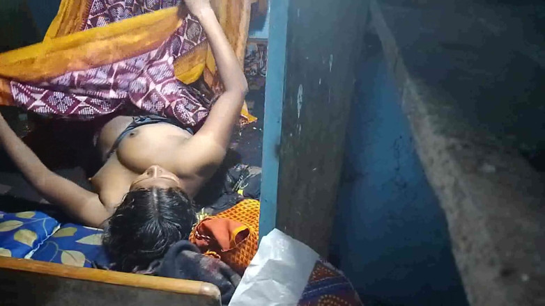 Desi palace: Indická sexy sexy Bhabhi Chudai