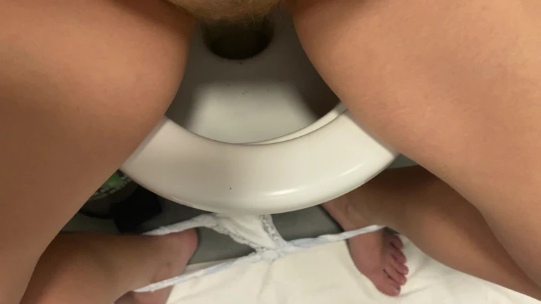 Hairy couple: Hairy Pussy Pee and Accidentally Fart, Very Close up View