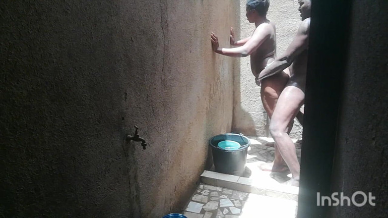 Pornsexlive: The Taste of Making Love in the Shower Is More...