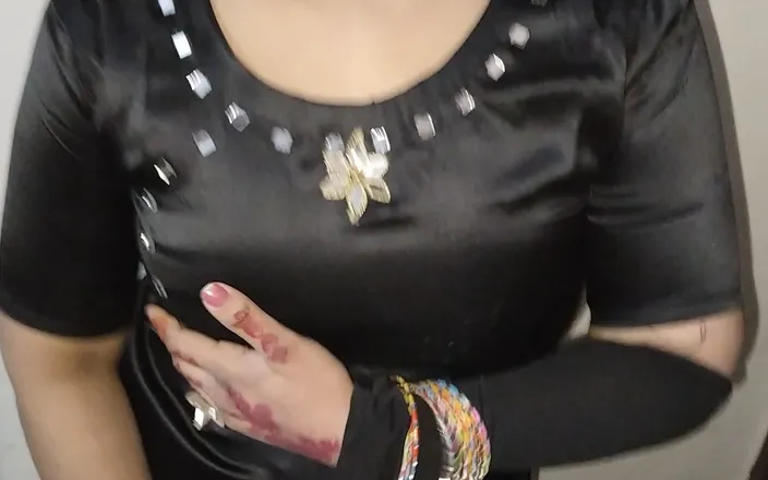 Sairaxsaim: Doctor Slaps His Horny Client's Pussy