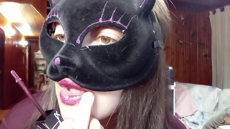 Mois Fantasys: Pedeapsă erotică cu sclavul, partea 1