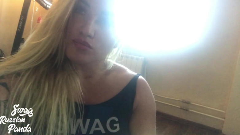 Swag Russian Panda: Aceitado grandota twerk en gafas