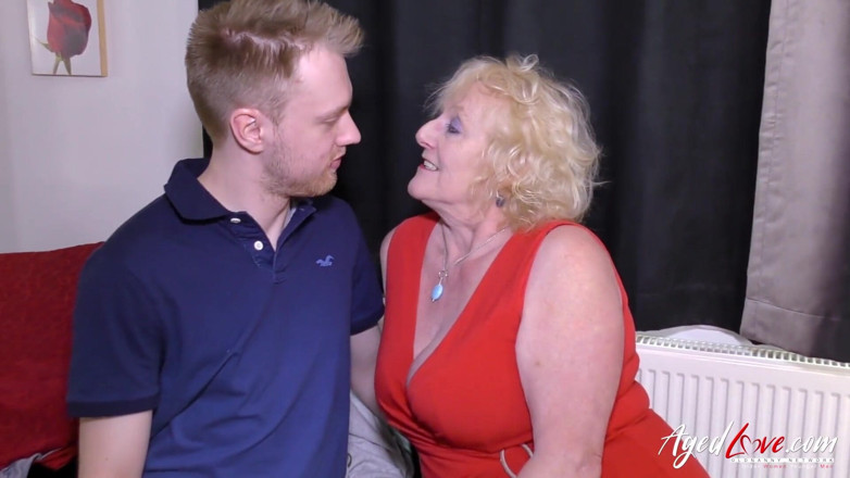 Old Nanny: AgedLOVE - claire knight è una nonna che ti farà venire forte