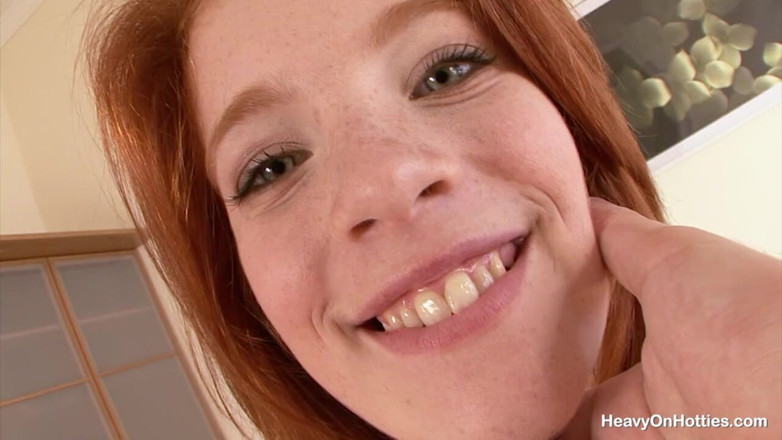 Heavy on Hotties: La rossa con le lentiggini debutto nel porno - bellezza naturale,...