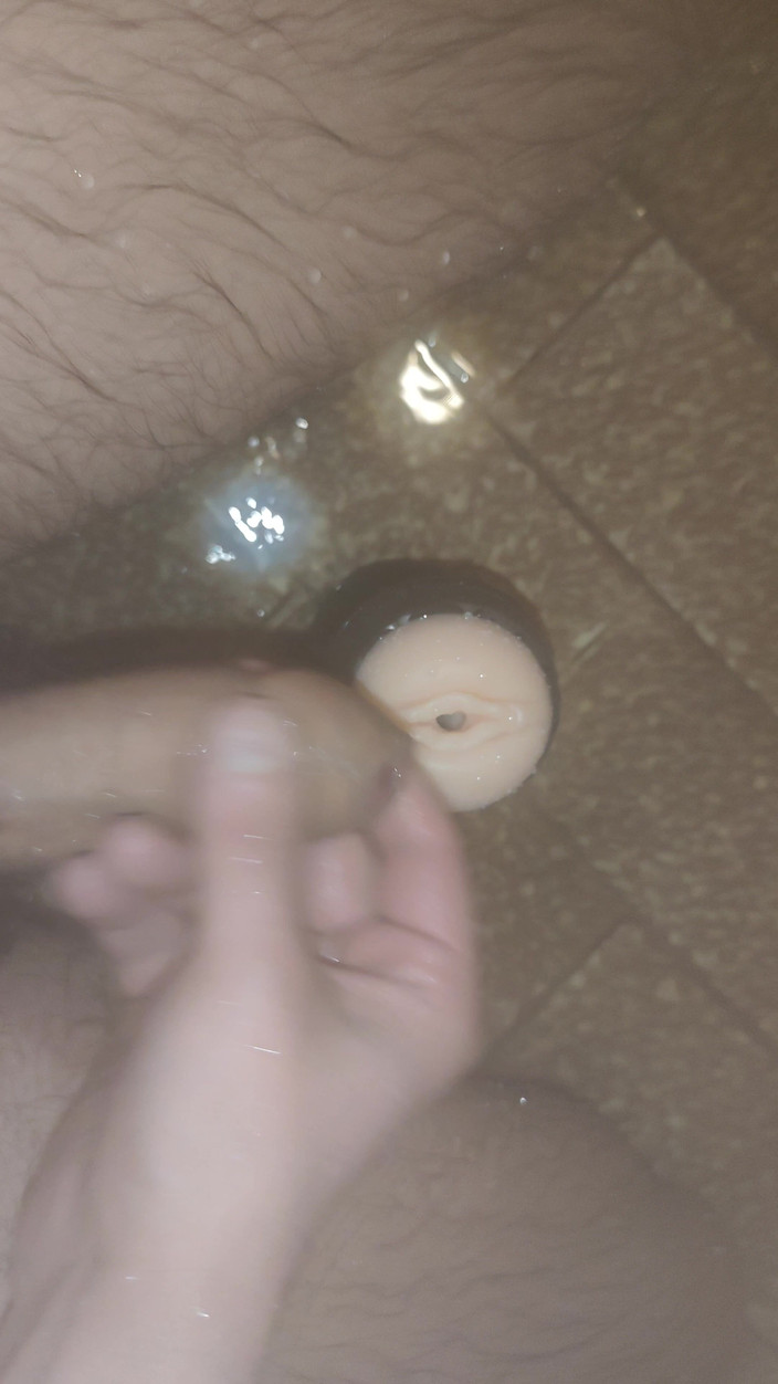 MartyBrady: Cowok kembar jadul lagi asik mainin memeknya