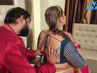 Coppia di sposi sesso anale hardcore (audio hindi)