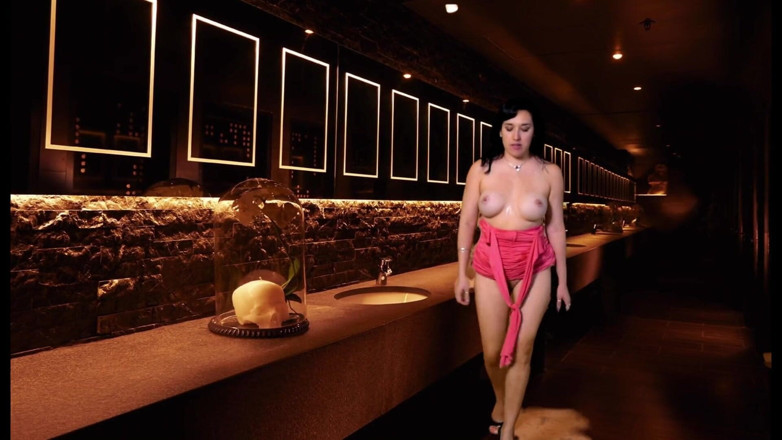 LadyRoma: 바람난 남편을 위한 기념일 선물