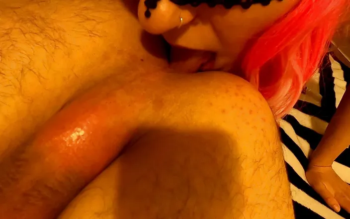 Iliketobeaslut: Sucking toes and rimming