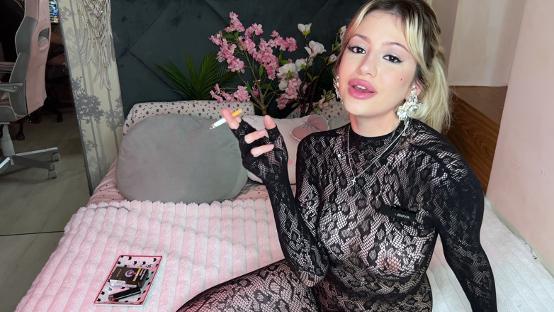 Stellafatale: Diosa de nylon fumando seducción - sexy fetiche de cigarrillos provoca