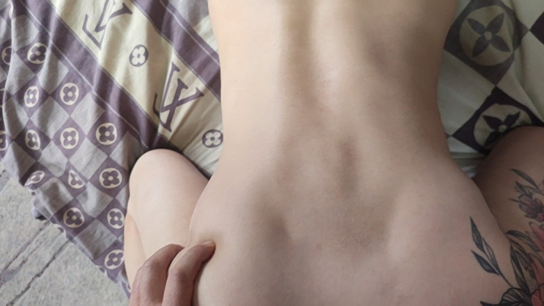 DirtyLubov: Seks Anal dan Dildo Anal