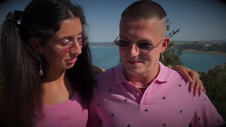 Falcon Al straight porn: Bi trojka – pár Barbie přitáhl chlapa, který je pozval na...