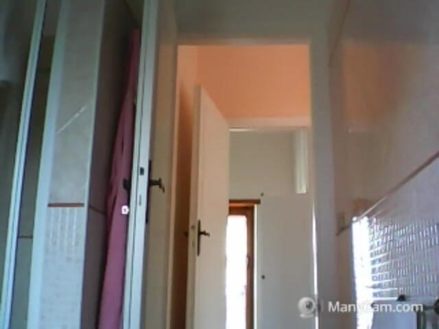 savannahamatoriale: Za zrcadlem po sprše