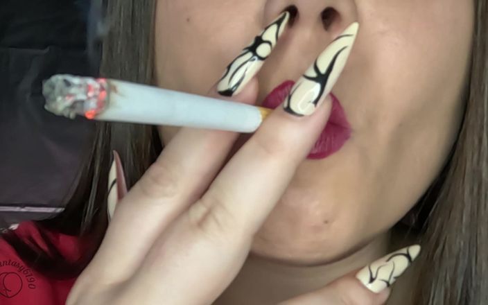 Your fantasy studio: Le rouge à lèvres fume des grosses cigarettes gonflées