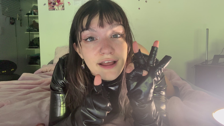 Seiko Osabe: CEI на испанском: Ты станешь моей маленькой шлюхой!