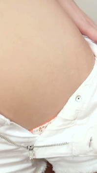 섹시한 일본 소녀를 위해 입에 핫한 정액을 발사하는 JAV 오럴