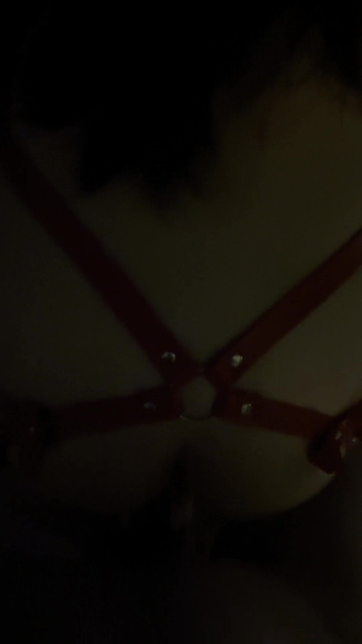 AsianHoneyAss: होटल की खिड़की के खिलाफ जुनूनी डॉगी सेक्स, चमड़े के कॉस्प्ले