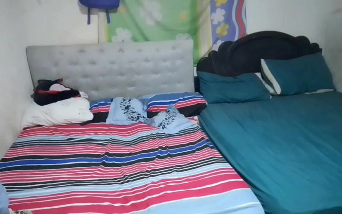 Sexysweet0455: サービスマンが大きなお尻で私を誘惑し、美味しいハードセックスをしちゃいます