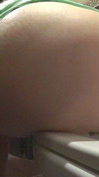 Camera in the Toilet at Home. Mature MILF with a Big Ass and Hairy Pussy Pisses. Amateur Asmr with the Gurgle of Urine.