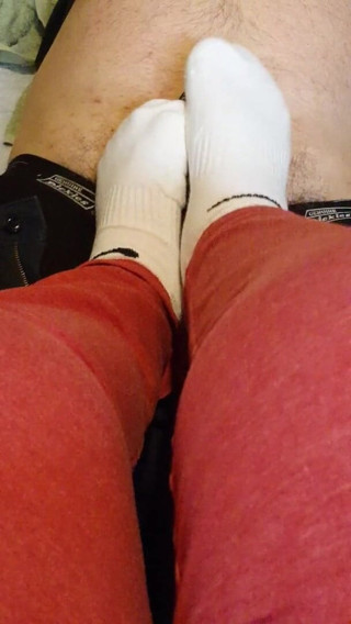Miss Sock trampler: Stąpię jego kutasa moimi białymi skarpetkami