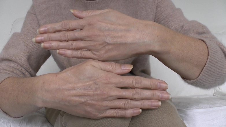 Lady Victoria Valente: Krásné, elegantní ruce a nehty darované Lady Victorií Valente, část 2