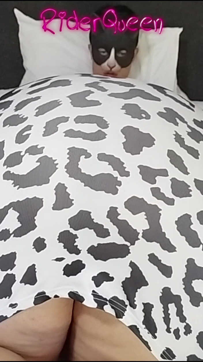 Riderqueen BBW Step Mom Latina Ebony: Suge pula pe la spate