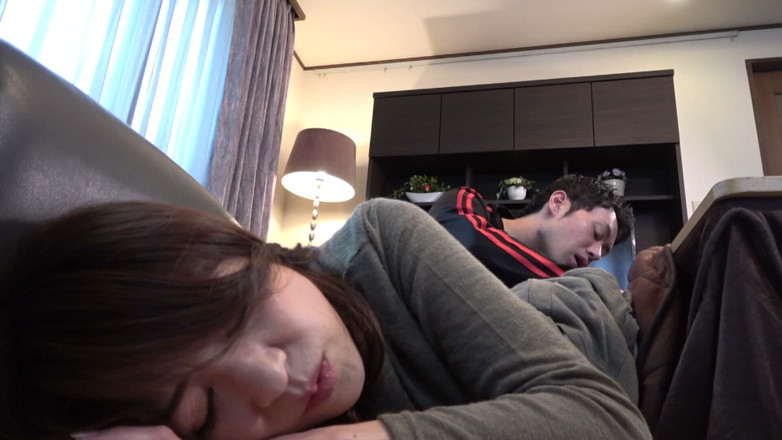 MBM3988: A173b09 Indulge in Mischief Inside the Kotatsu! a Mature Woman's...