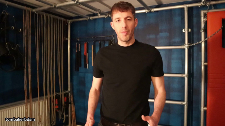 TomBakerBDSM: Pov - dehumanized và diễu hành
