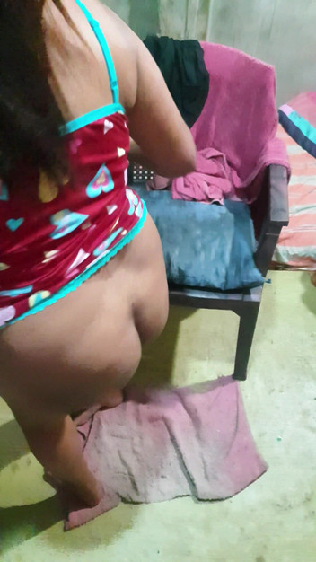 Tiyana: Lonly casero hotwife toma amigo del marido gran polla