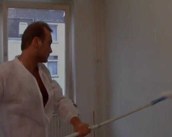 German's Fetish: Немецкие крошки позволяют строителю кончить на ее высокие каблуки в любительском видео