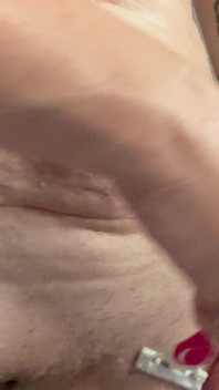 Pulchna MILF goli cipkę