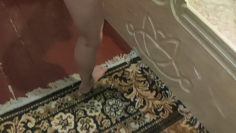 DirtyLubov: Секс с двумя дырками в спальне