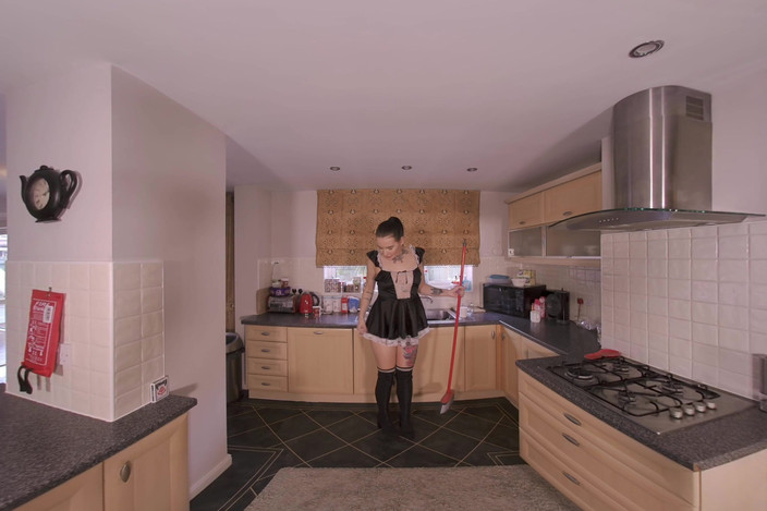 WankitNow VR: Keeley - Dirty Maid