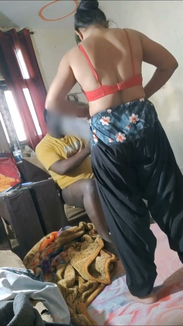 Hubby 23: Fată indiană cu un bărbat nigerian cel mai bun videoclip