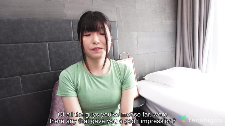 Tenshigao: 오후에 알몸으로 놀고 싶어하는 귀여운 사무실 소녀 하마자키 Kaho Hamazaki