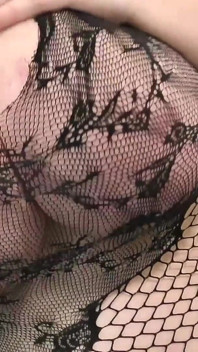 Awek montel bertetek besar semula jadi dalam bodystockings