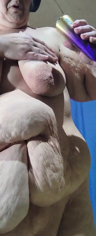 Jag ska lotion dig upp U Stygg pup sperma jag ger U gratis om du masserar mig