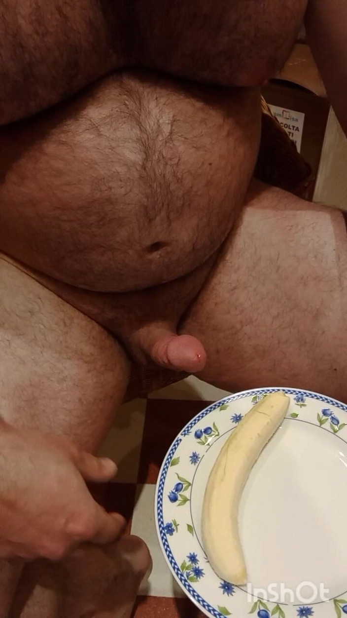 Markwolf: Banana o wiele lepiej jeść z pyszną spermą