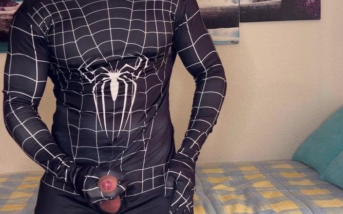 BoyGym: Oglądaj Thiisthis Spiderman ma wielki cumming kutas