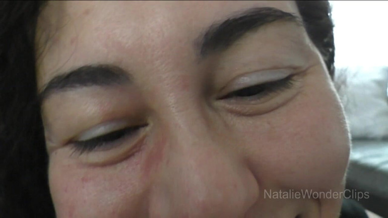 Natalie Wonder: Kissy gesicht mit stiefmutter