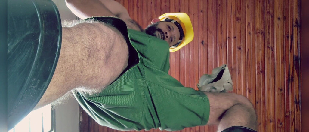 Stink HairyMale: De Pau Duro Usando Botas