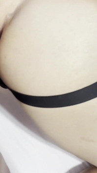 そのイケメンは私のペニスが小さすぎると感じました。私は彼女の願いを満たすために、私の超才能ある友人に電話をかけました。