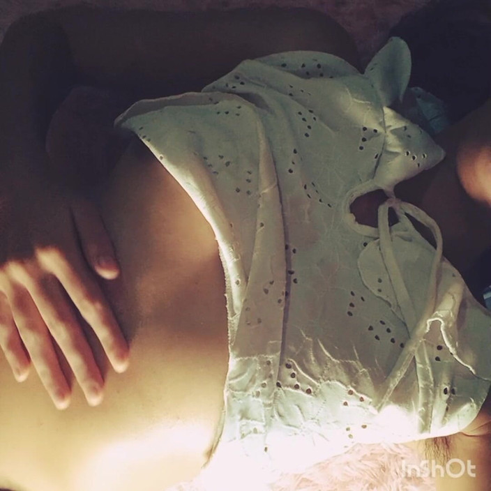 Danne: Vientre 섹시