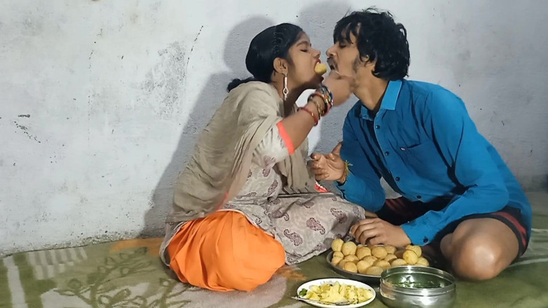 Vija: mujhe paani puri khaane men maza aaya aur uske baad...
