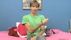 Lollipop Twinks: Seksi twink Nathan Stratus büyük bahsediyor