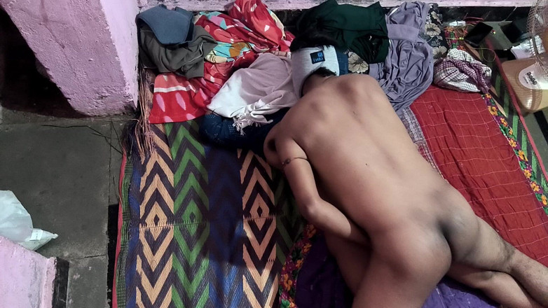 Amarjit2526: Gorąca Macocha Pozwala Mi Spust W Jej Ciasnej Cipce Przed...