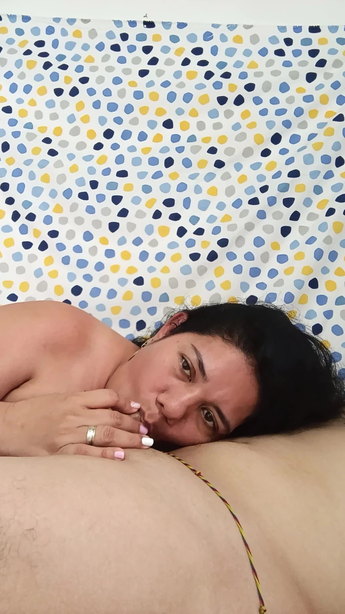 Valkyrieandluigy: Teacup Blowjob