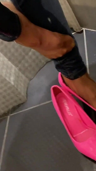 Thumbnail of Desperate Pee in My Jeans He Pee on Me